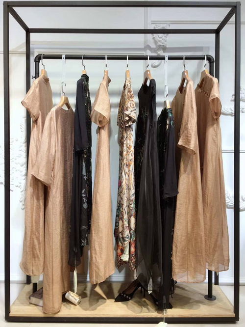 貓仙森時(shí)尚女裝 2014秋裝新款，專營(yíng)中老年女裝批發(fā)與天天特價(jià)